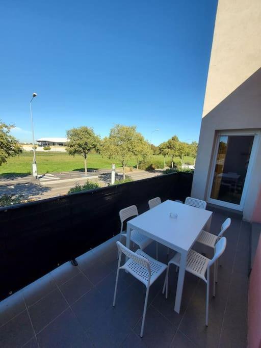 T4 Terrasse Et Box - Groupama Stadium-Eurexpo-Lyon Meyzieu Esterno foto